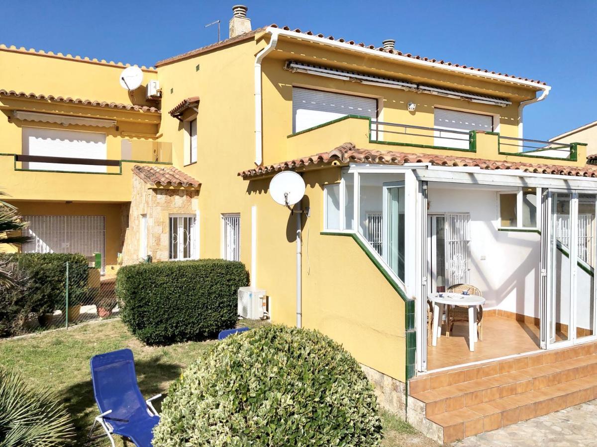 Apartament Amb Jardi A La Platja D'Empuriabrava Exteriér fotografie